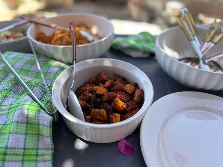 Accra: Cooking Class with Auntie KK in Osu - From Prep to Pot: How the 3 Hours Work