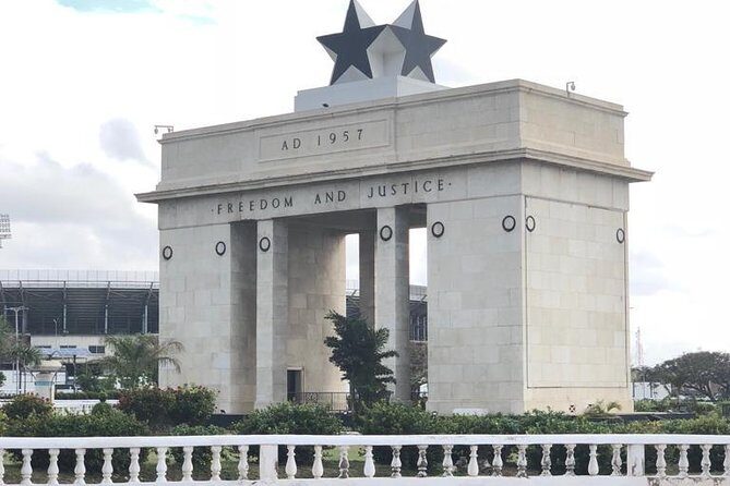 Easytourgh (Accra Tour) - Comfort, Timing, and the Private-Vehicle Advantage