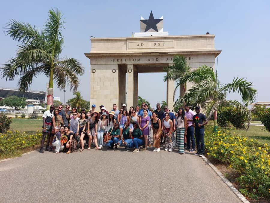 Full-Day Accra City Tour - National Museum of Ghana: pre-colonial to post-colonial context in 45 minutes