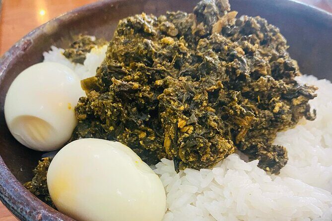 Local Ghanaian Food Tasting Tours - Market sampling and the quick Kwame museum stop (context without the lecture)